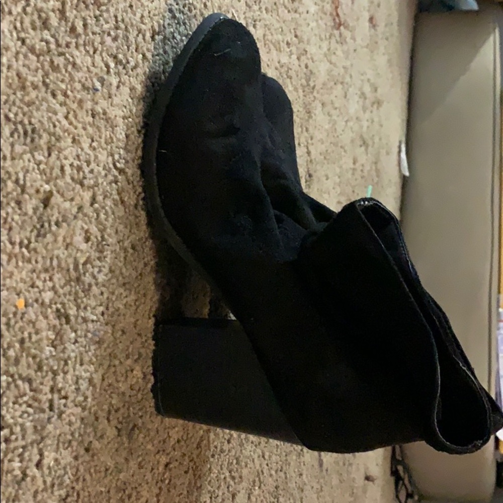 Ankle heel boots